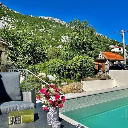 Maison Laurel: Historic Stone Estate with Private Pool Gata Exterior photo