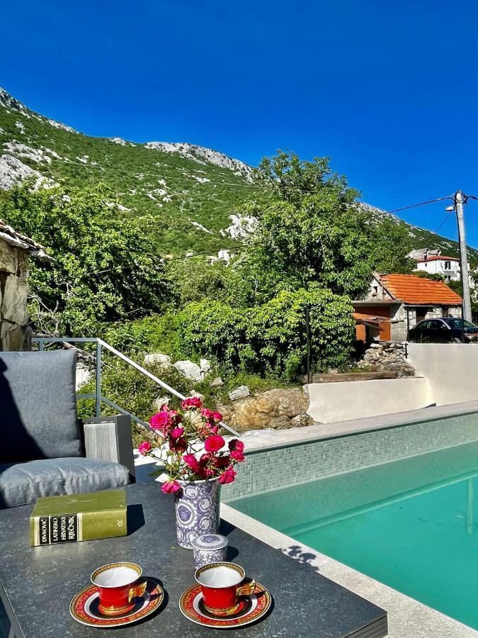 Villa Maison Laurel: Historic Stone Estate With Private Pool Gata