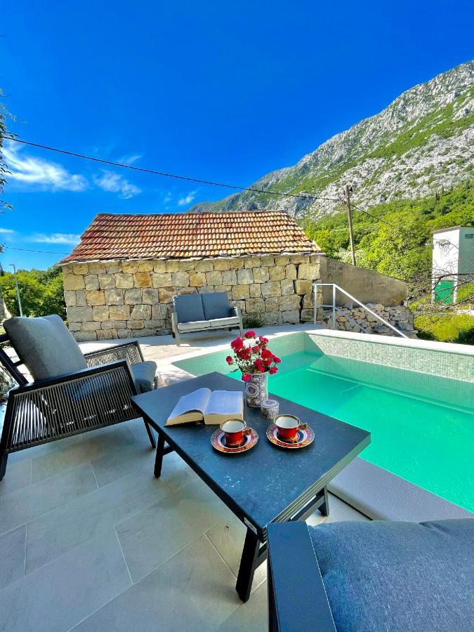 Maison Laurel: Historic Stone Estate With Private Pool Villa *