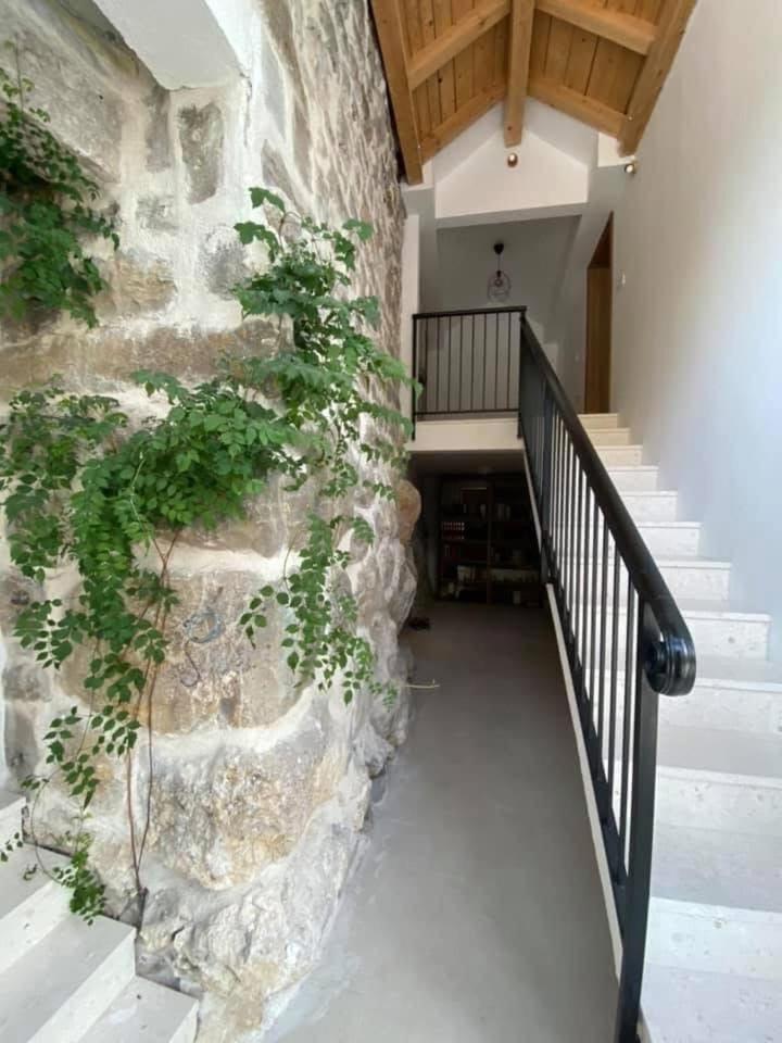 Maison Laurel: Historic Stone Estate With Private Pool *